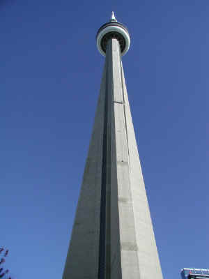 CNTower.jpg (29689 bytes)