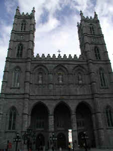 BasiliqueNotreDame6.JPG (67207 bytes)