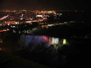 NiagaraNight4.JPG (45554 bytes)