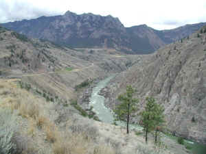 FrasierRiver.JPG (92910 bytes)