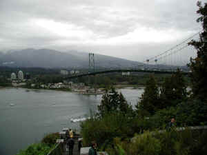 VancouverLionsGateBridge2.JPG (65851 bytes)