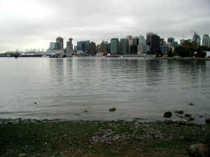 VancouverSkyline.JPG (73284 bytes)