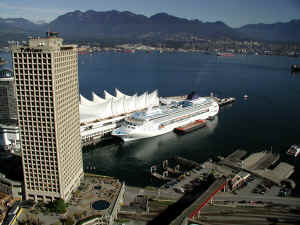 VancouverViewFromTower2.JPG (96587 bytes)