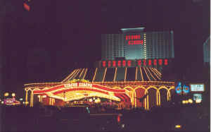 Hotel Circus Circus bij nacht